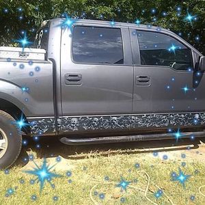 Meet your Posher, Derrick